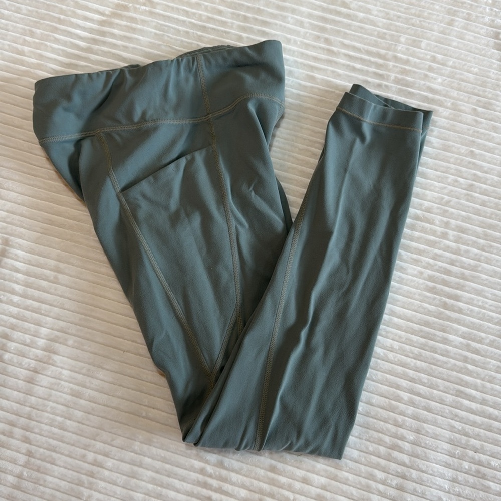 Athleta Girl Stash Your Treasures Tight Sage Green Leggings with Pockets L/12